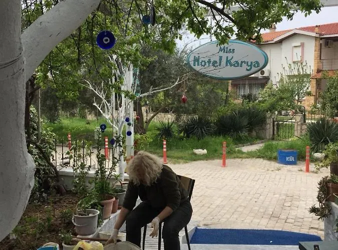 Hotel Miss Karya